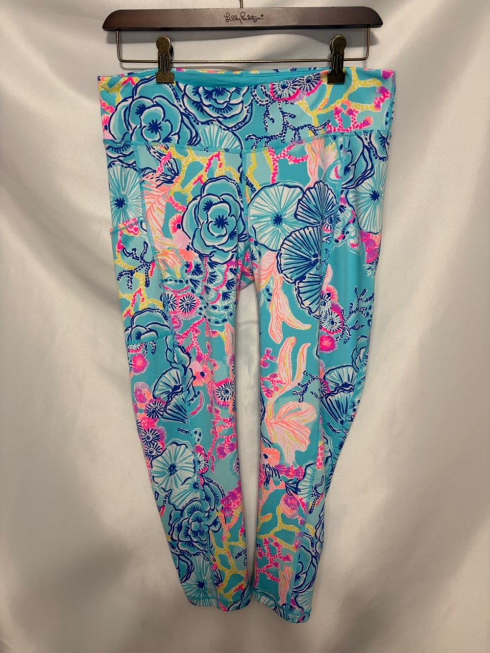 Lilly Pulitzer Luxletic Legging Womens size L